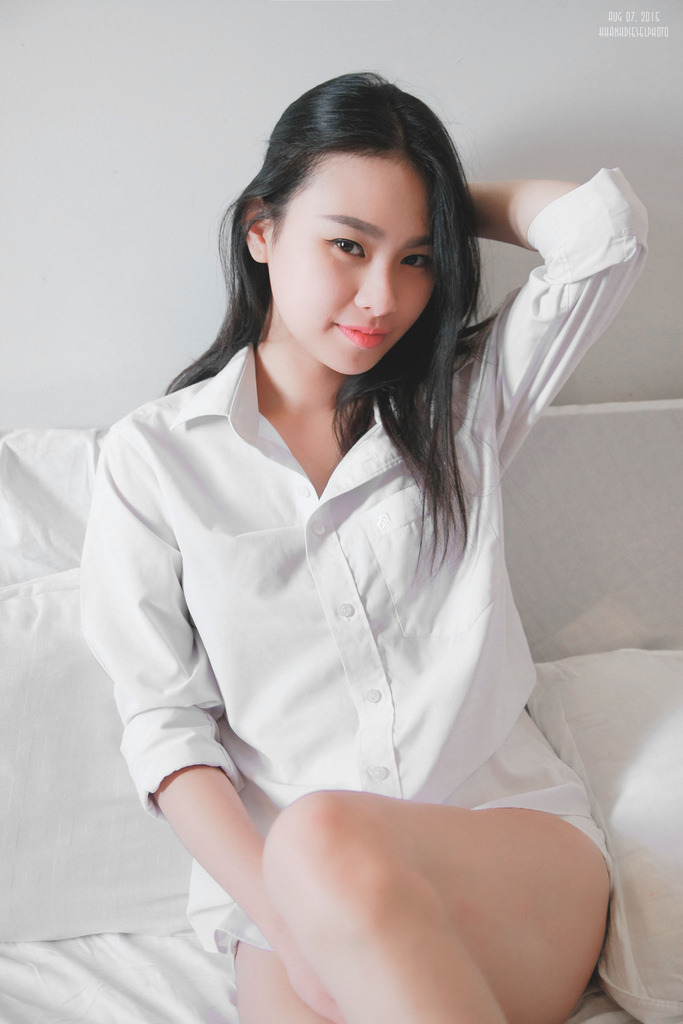 适合一个人在家看的视频素材