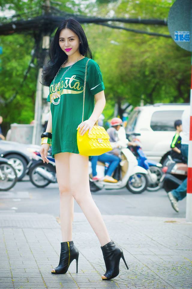 小荡货你夹的老师好紧